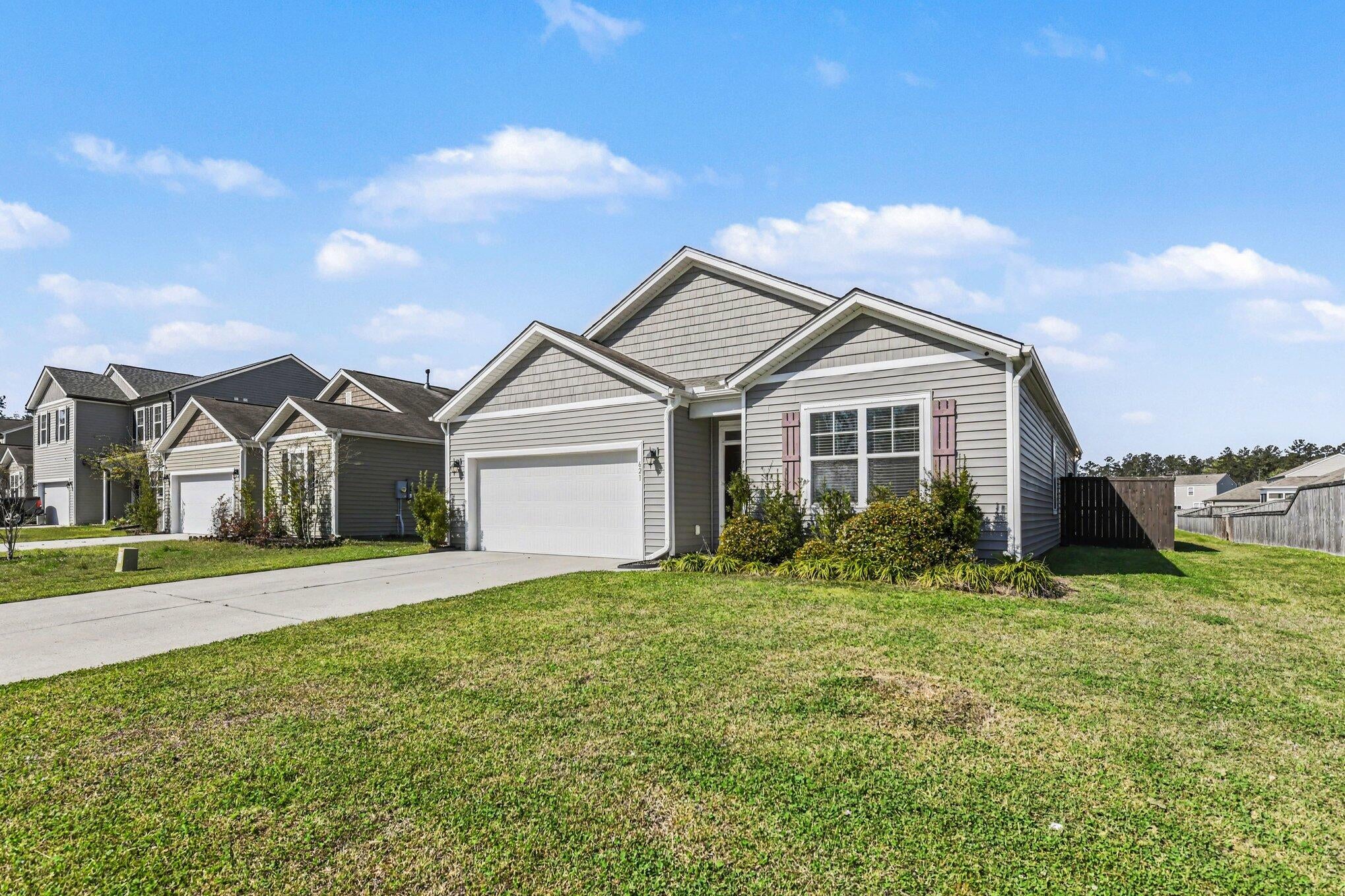 621 Wayton Circle