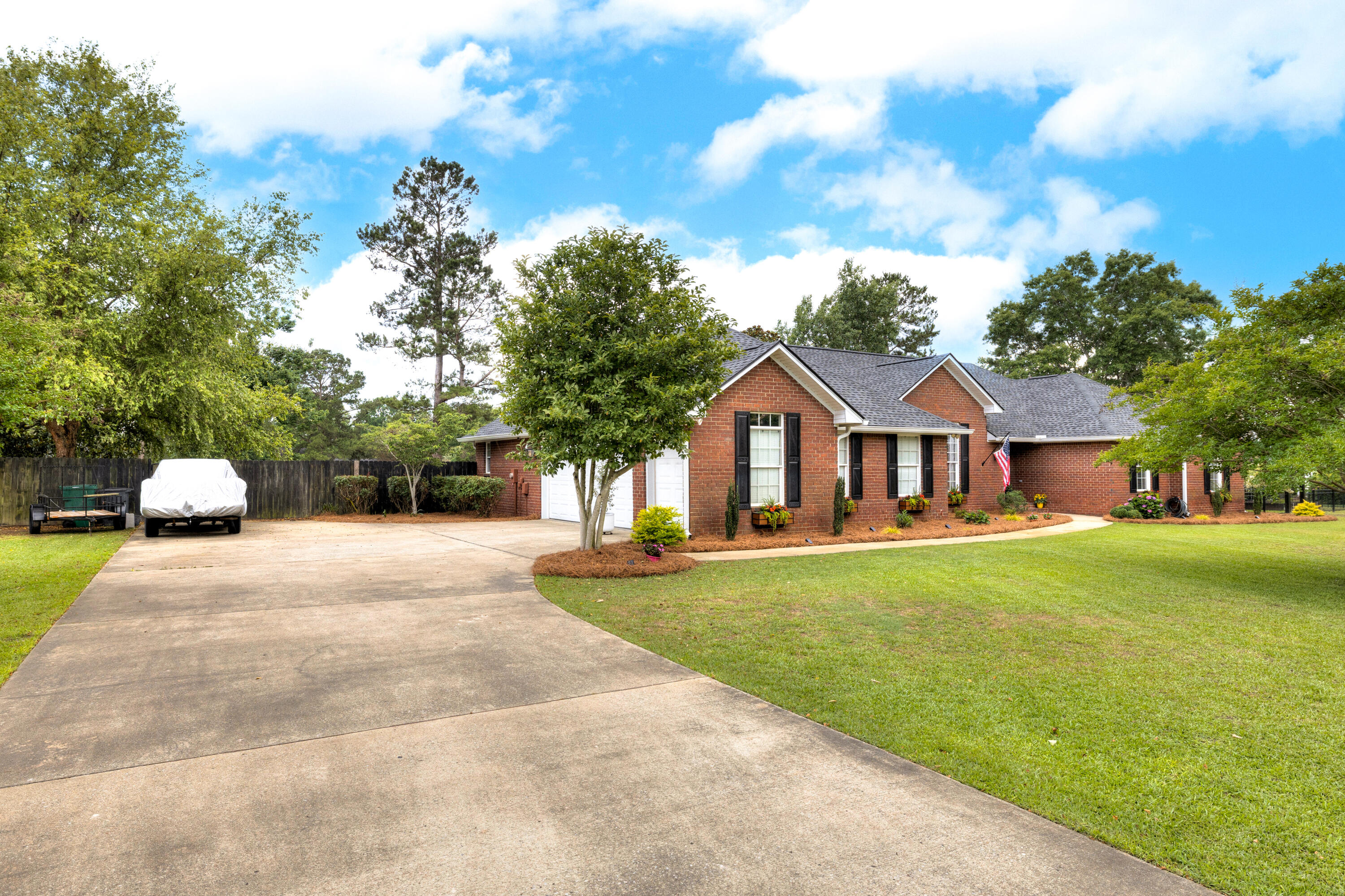 1607 Heritage Drive