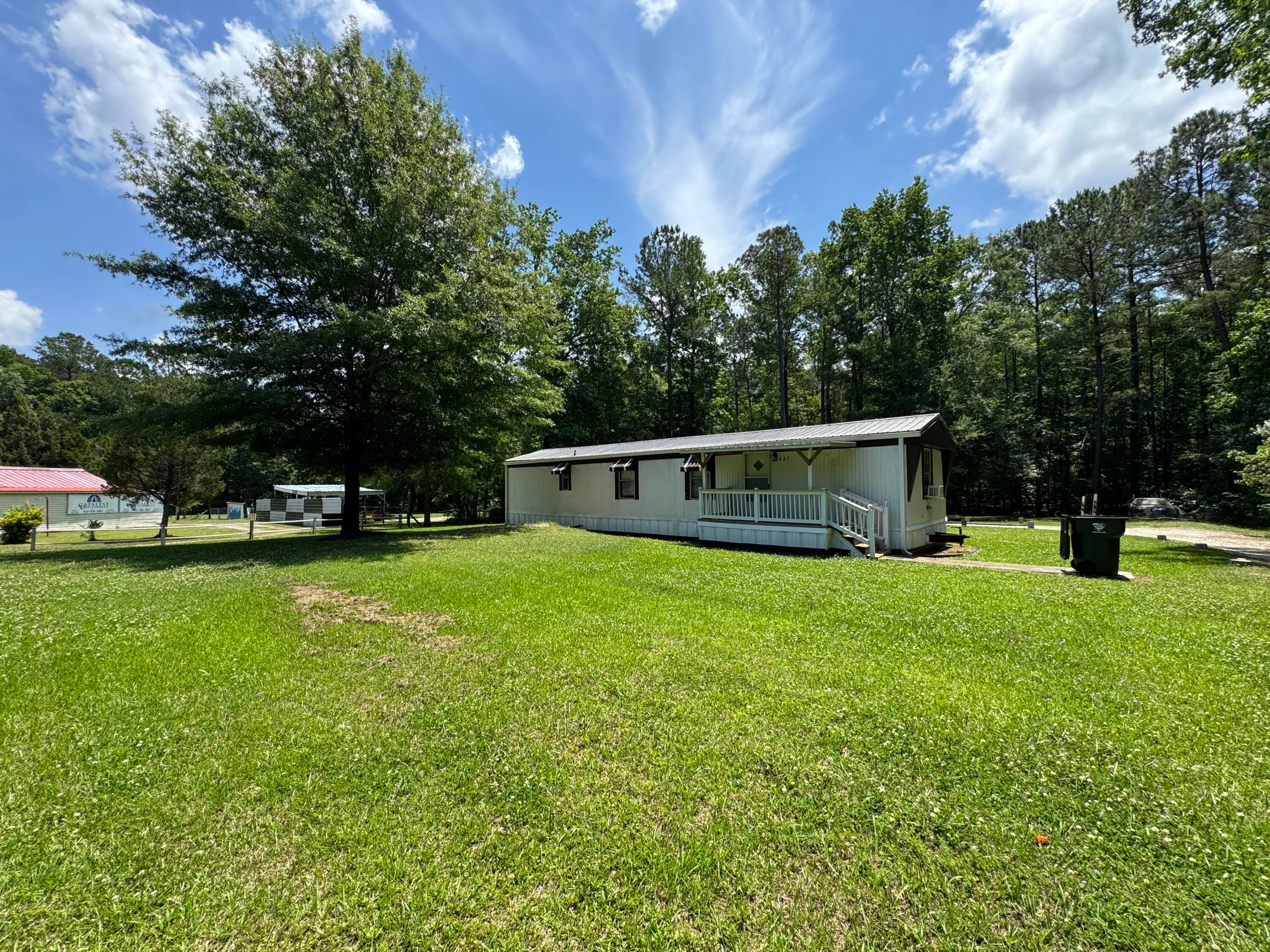 419 Woodhaven Ln