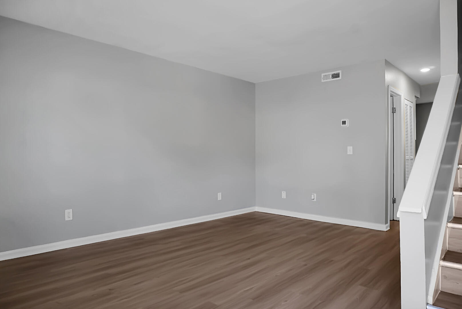 7669 Hunters Ridge Lane