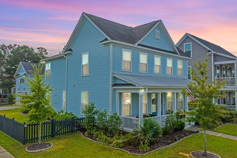 Photo of 114 Grimball Street, Summerville, SC 29486 (MLS # 25027353)