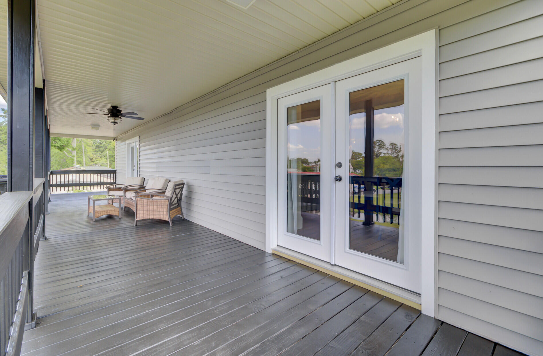 Bonneau, South Carolina 29431, United States, 3 Bedrooms Bedrooms, ,3 BathroomsBathrooms,Residential,Active,120549