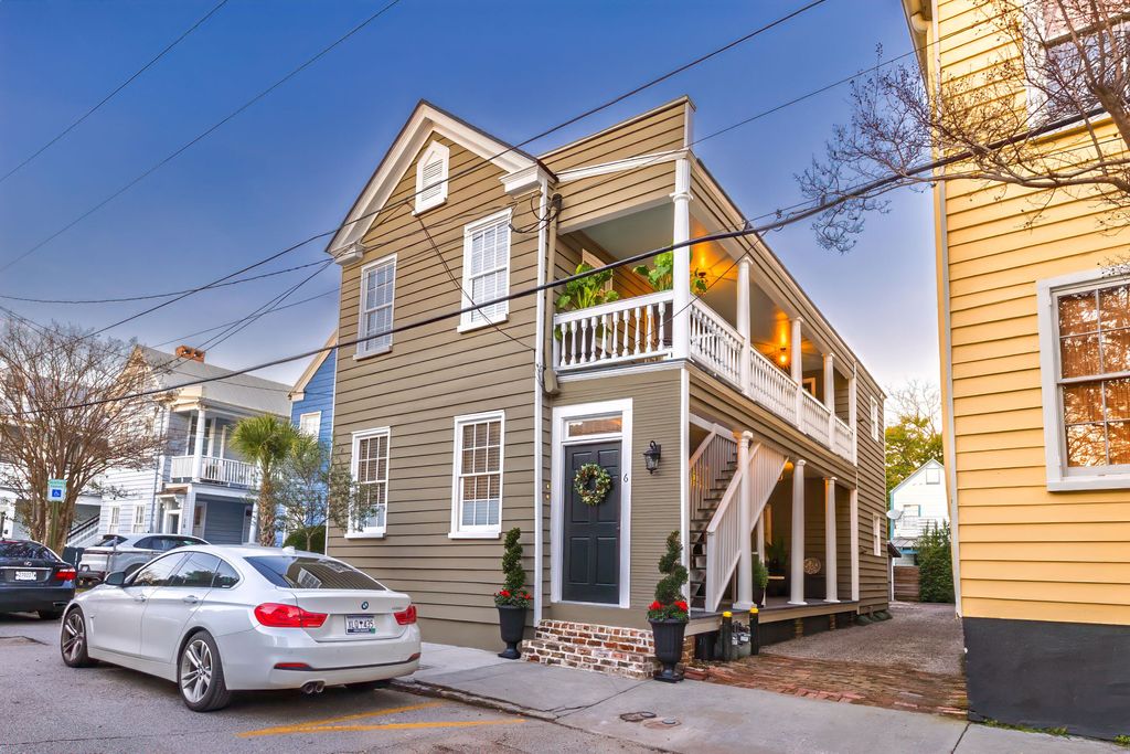 Photo of 6 Ashe Street, Charleston, SC 29403 (MLS # 25032395)