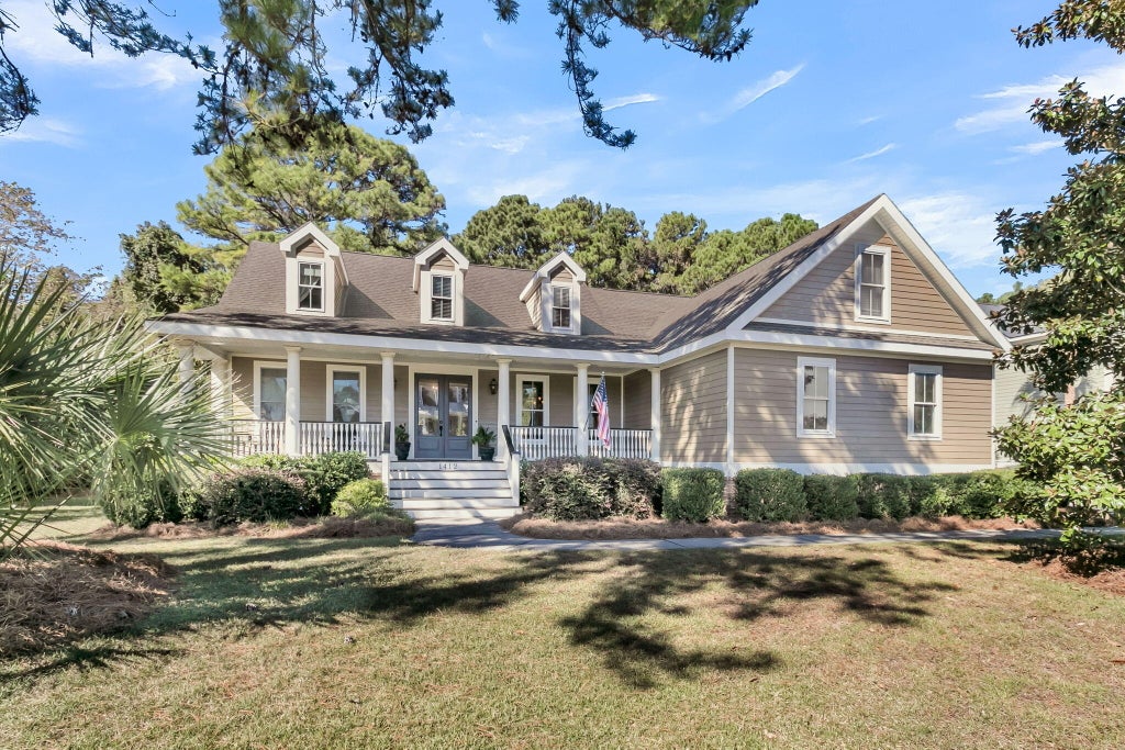 Photo of 1412 Walking Trail Court, Mount Pleasant, SC 29466 (MLS # 26029527)