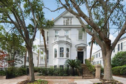 Photo of 21 New Street, Charleston, SC 29401 (MLS # 26001643)