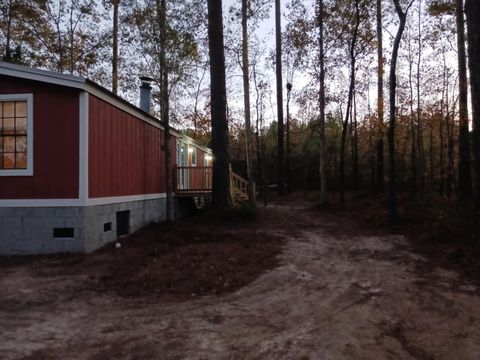 A home in Eutawville