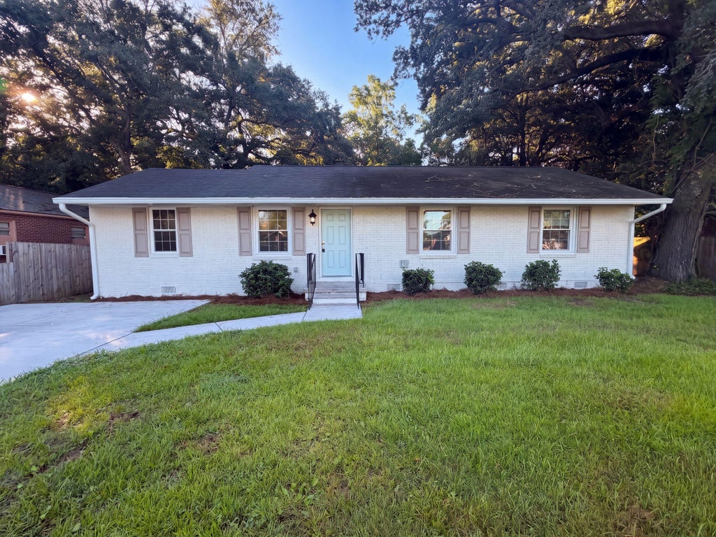 Photo of 2697 Louise Drive, North Charleston, SC 29405 (MLS # 26025602)