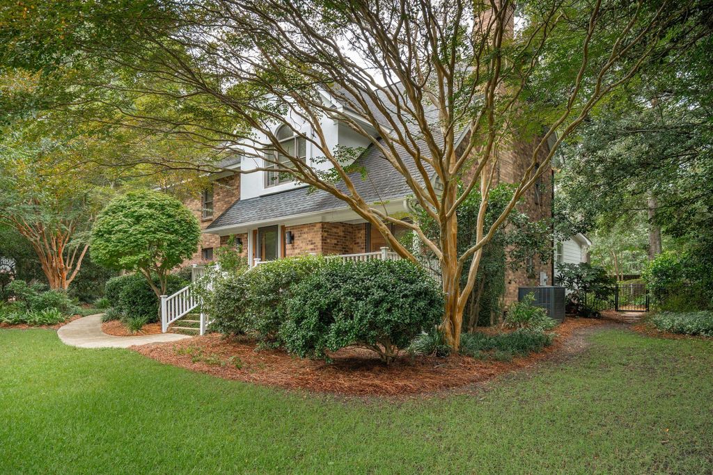 Photo of 388 Creole Place, Mount Pleasant, SC 29464 (MLS # 25026913)