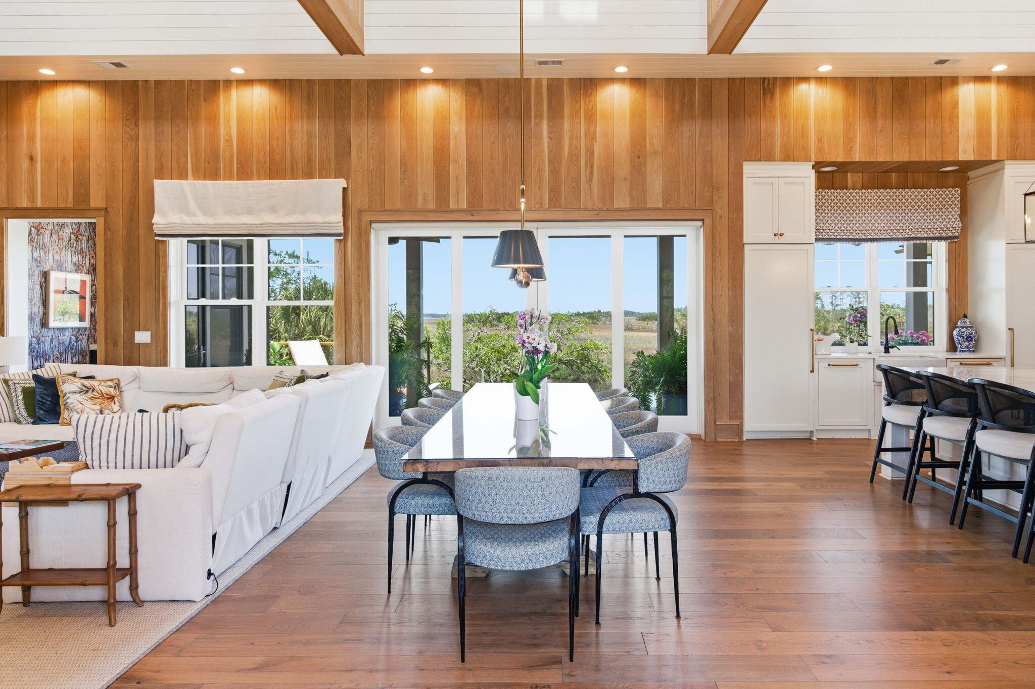 312 River Oak Drive