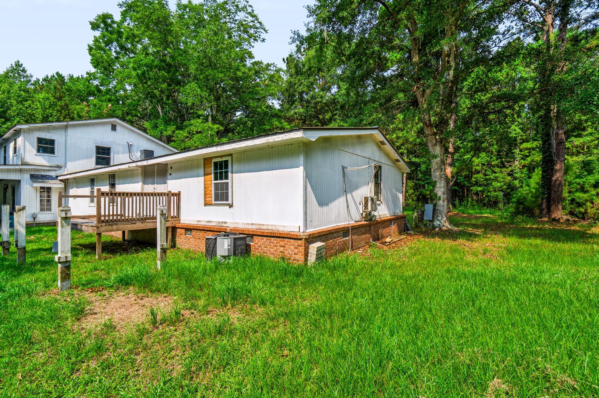 7693 White Point Road