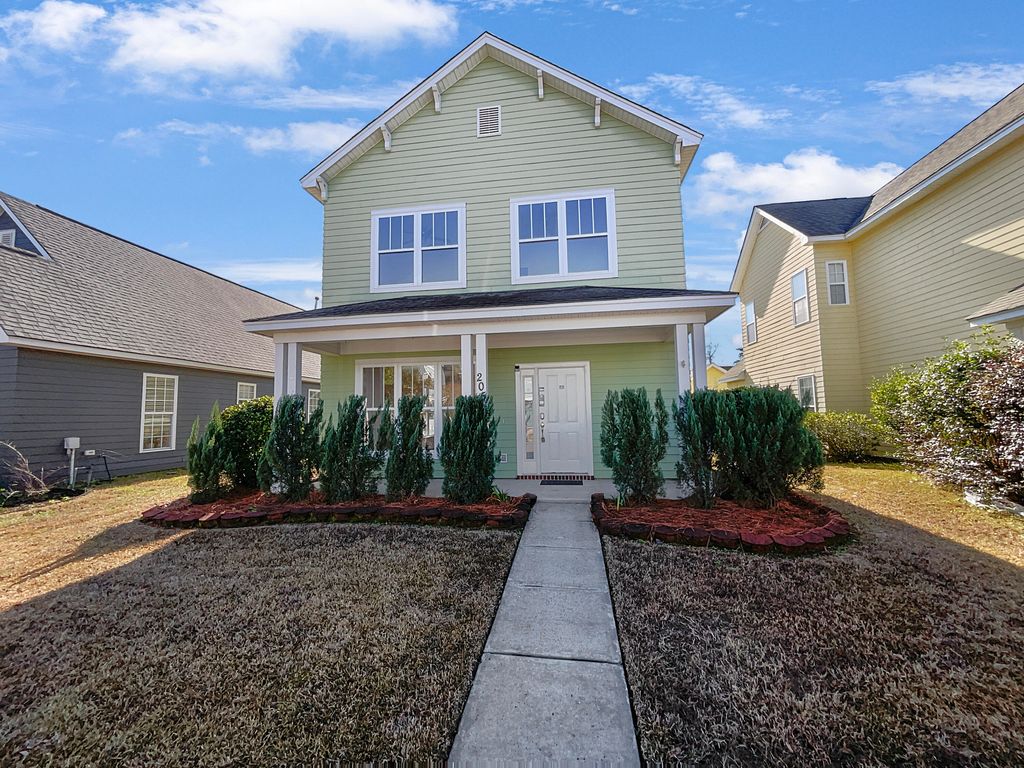 Photo of 205 Trillium Avenue, Summerville, SC 29483 (MLS # 26000383)