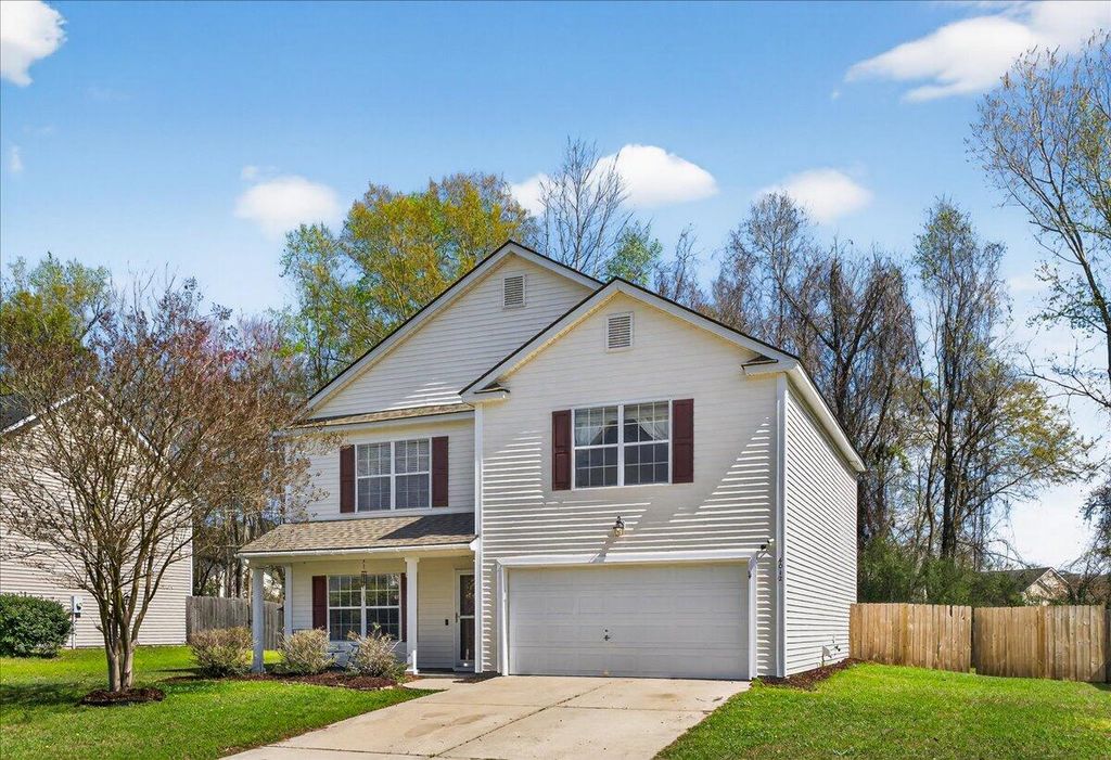 Photo of 4012 Carolina Bay Drive, Moncks Corner, SC 29461 (MLS # 26007807)