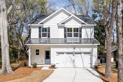 Photo of 1630 Balsam St Street, Charleston, SC 29407 (MLS # 25022309)