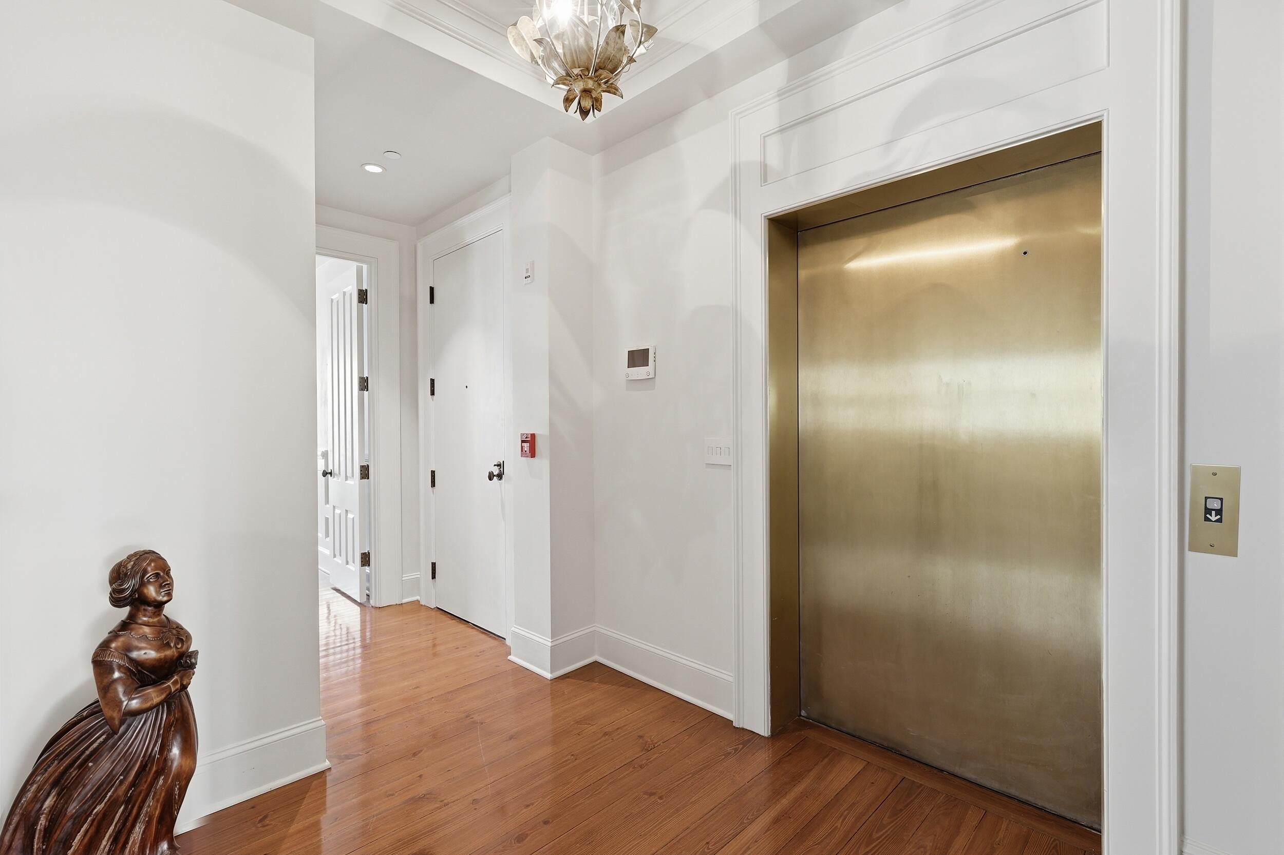 36 Prioleau Street R