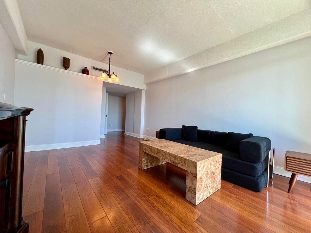 Photo of 14 Lockwood Drive #2e, Charleston, SC 29401 (MLS # 26003805)