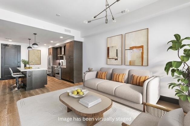 5 Gadsdenboro Street Apt 416