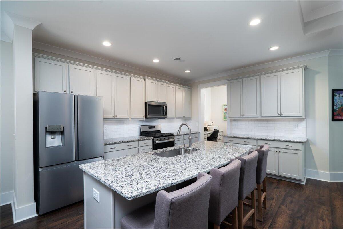 4009 Blind Flight Street