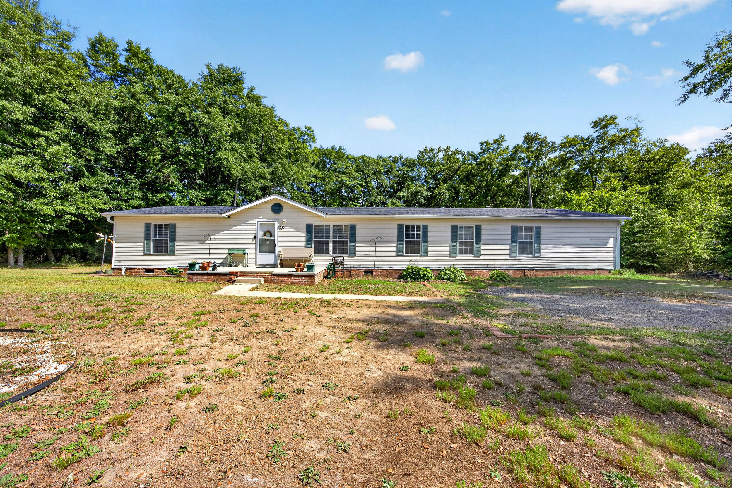 815 Hayden Road