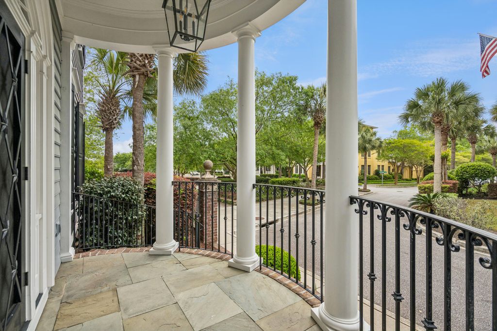 Photo of 62 Fernandina Street, Mount Pleasant, SC 29464 (MLS # 26010015)