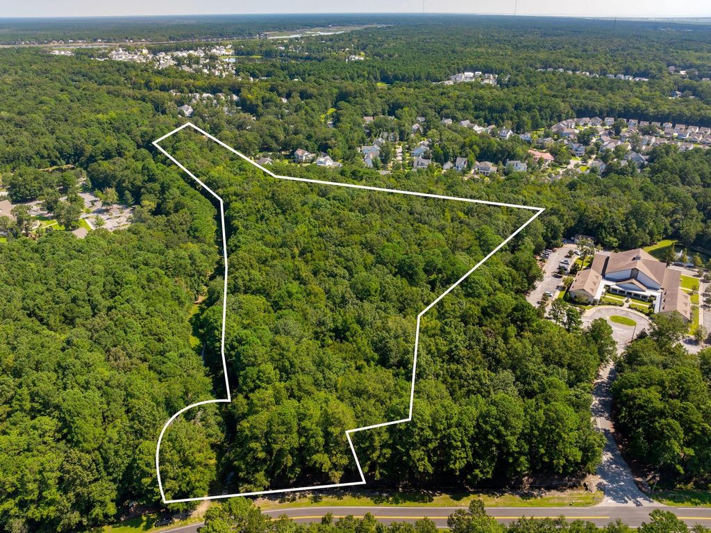 Photo of 0 Darrell Creek Trail, Mount Pleasant, SC 29466 (MLS # 25023035)