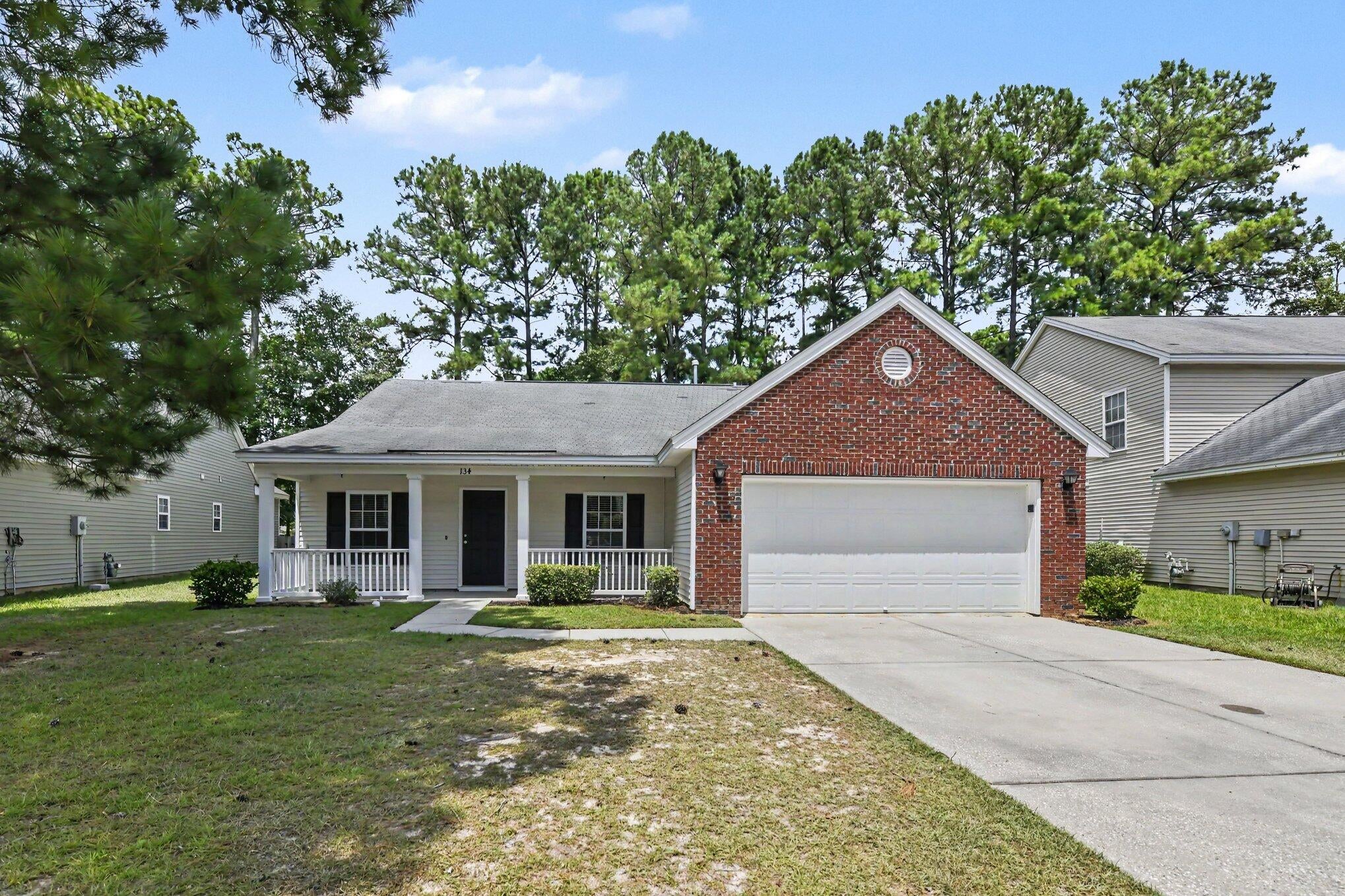 134 Mcgrady Drive, Ladson, SC, 29456
