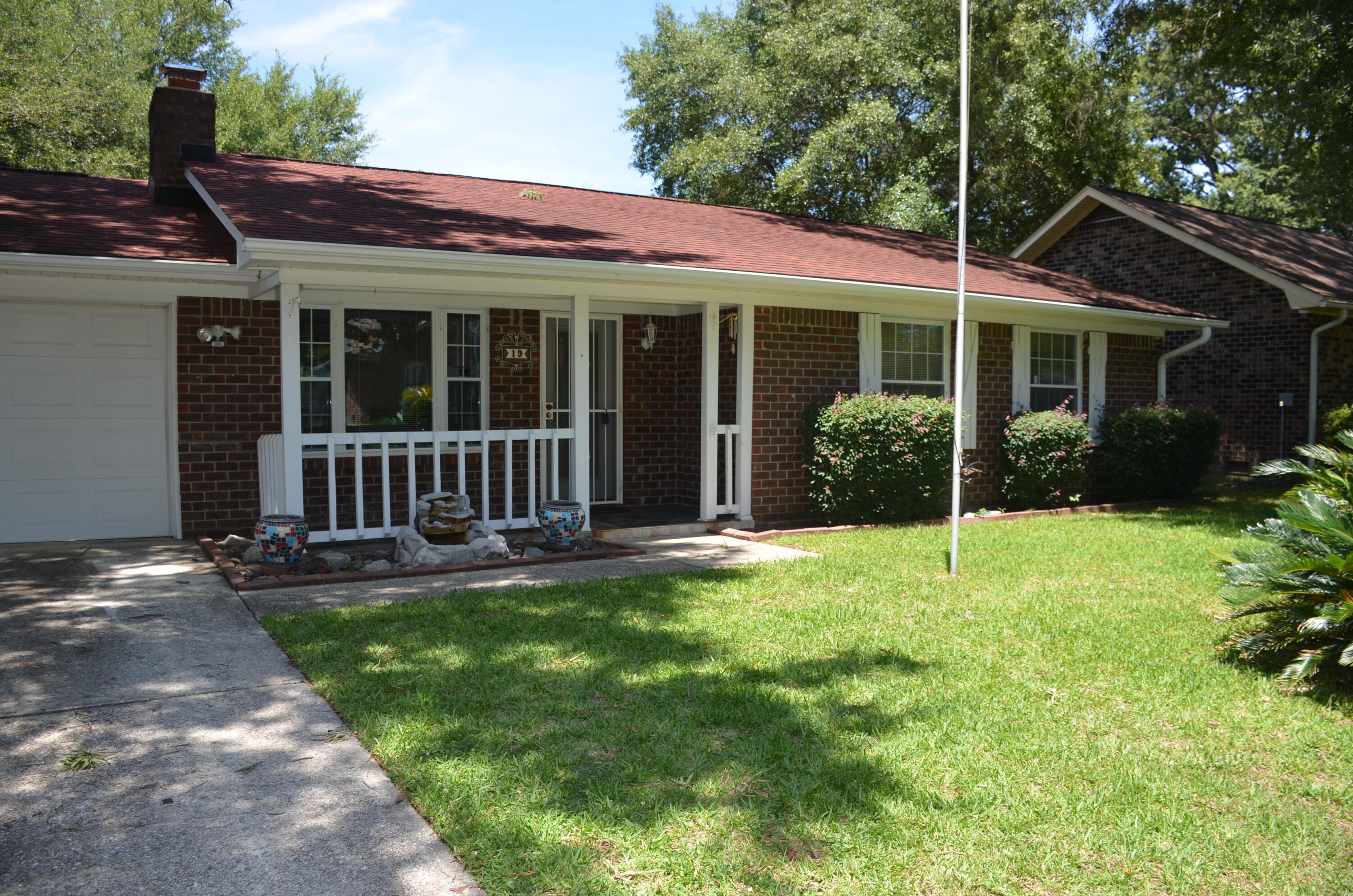 19 Lighthouse Drive