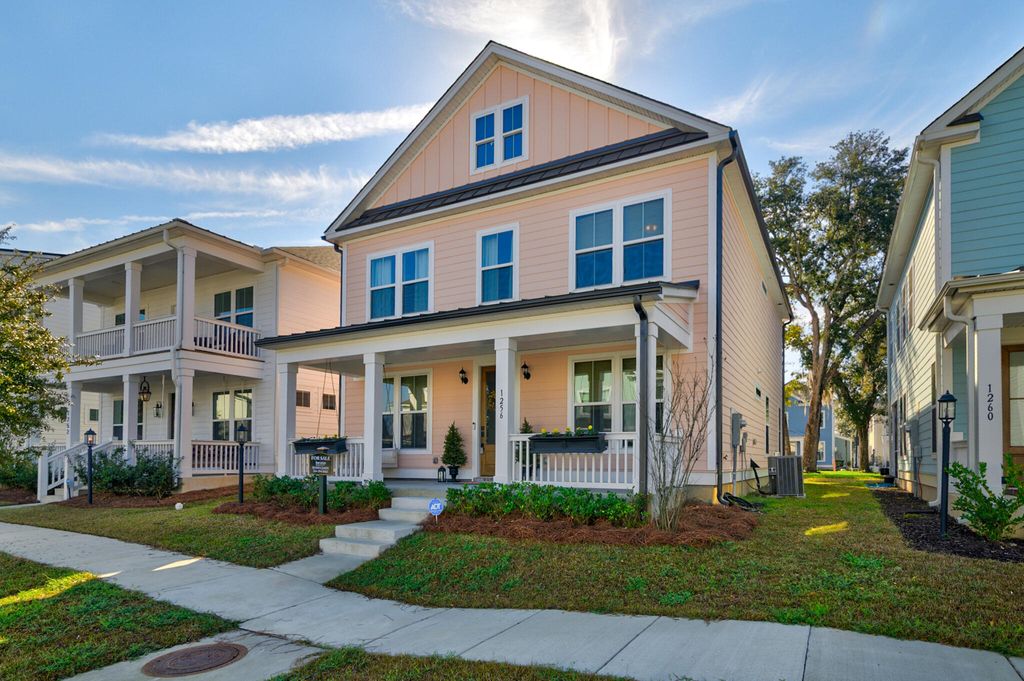 Photo of 1256 Crooked Oak Road, Charleston, SC 29492 (MLS # 26006094)