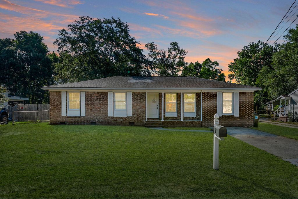 Photo of 204 Palmetto Street, Moncks Corner, SC 29461 (MLS # 26015137)