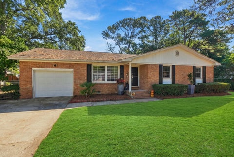 Photo of 1060 Woodside Drive, Charleston, SC 29412 (MLS # 26028568)