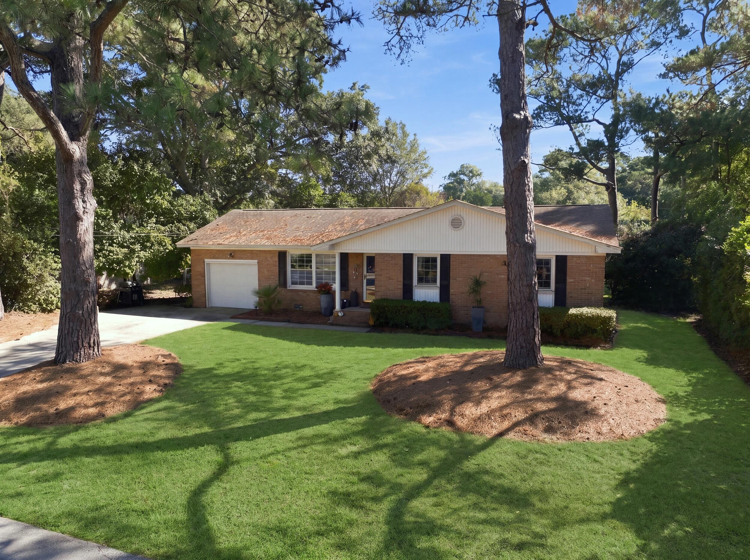 1060 Woodside Drive
