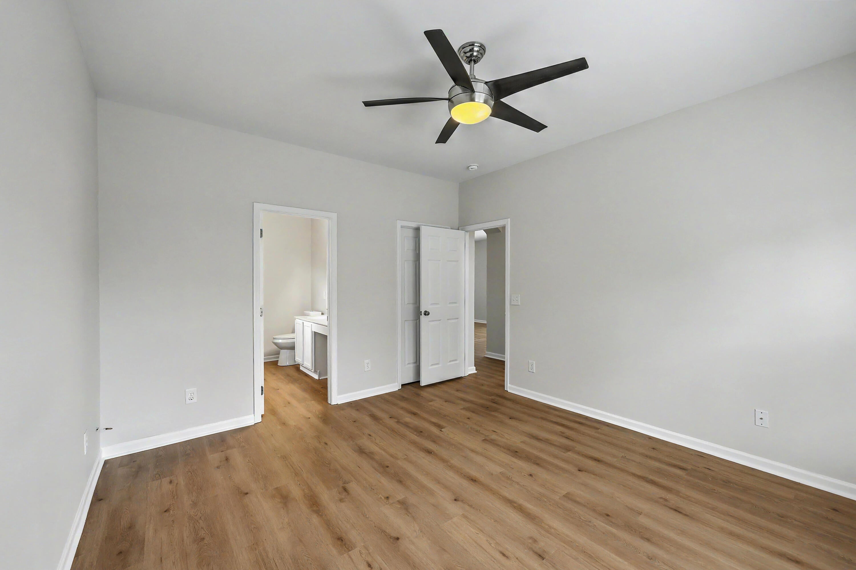 108 Deerpath Trail