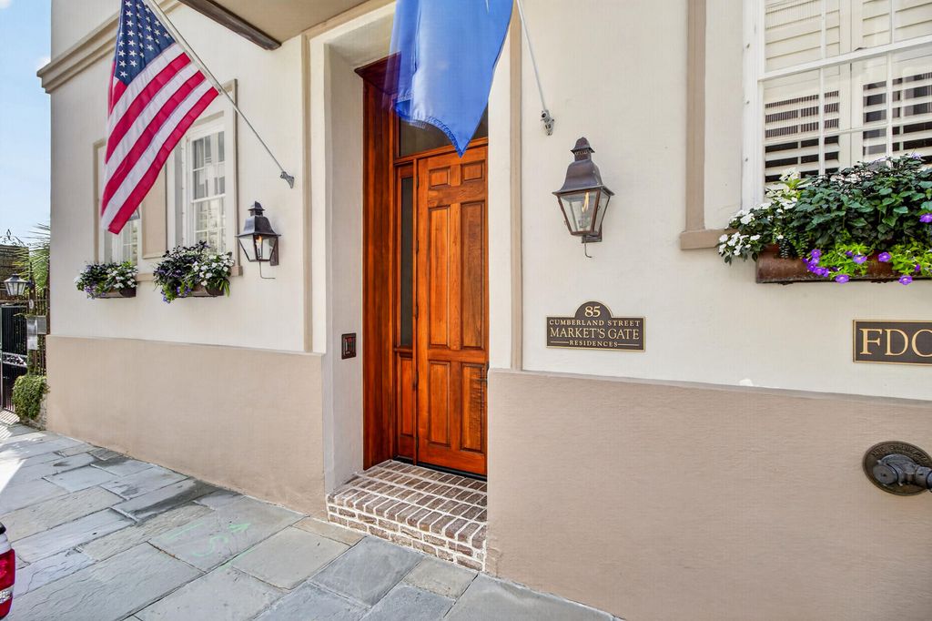 Photo of 85 Cumberland Street #Apt 11, Charleston, SC 29401 (MLS # 26013893)