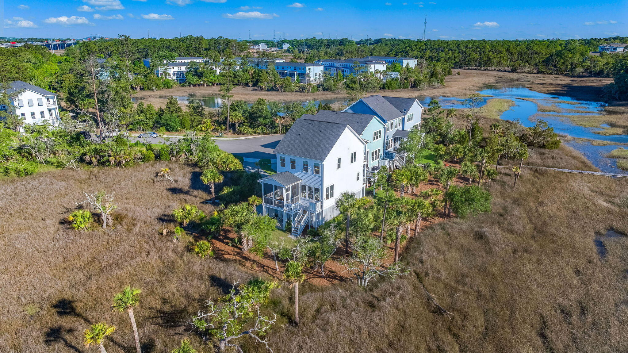 935 Governors Cay Circle