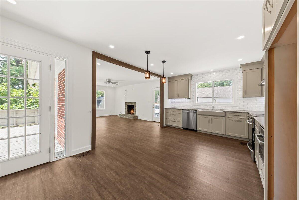 912 Kincade Drive
