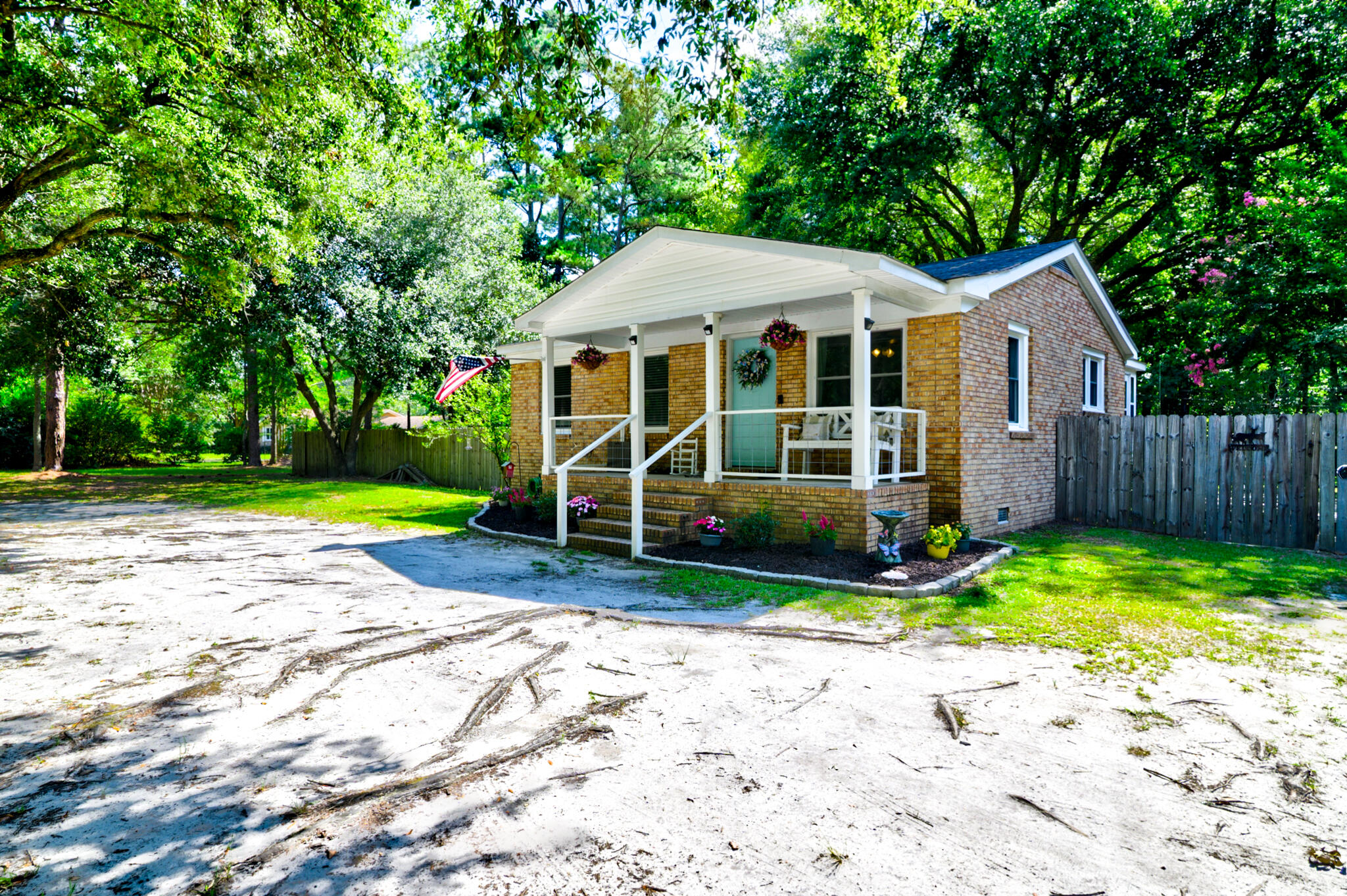 1370 Old Whitesville Road