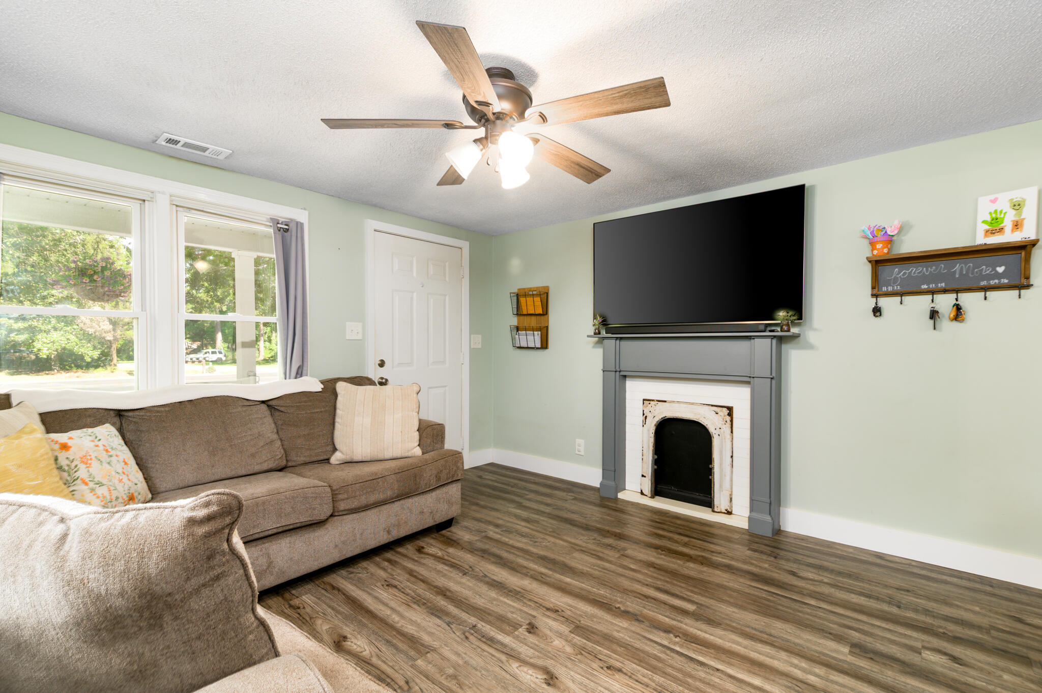 1370 Old Whitesville Road
