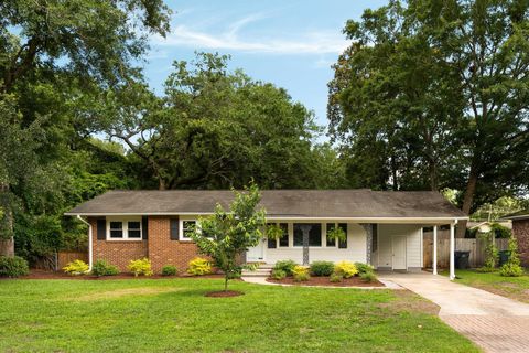 Photo of 1417 Downing Street, Charleston, SC 29407 (MLS # 25016384)