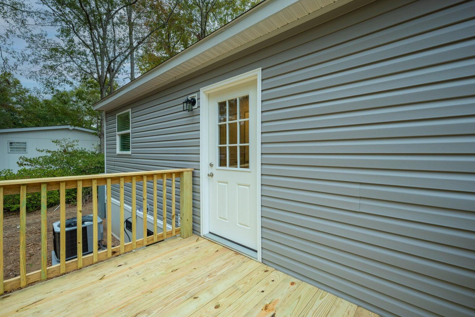 319 Hickory Nut Way