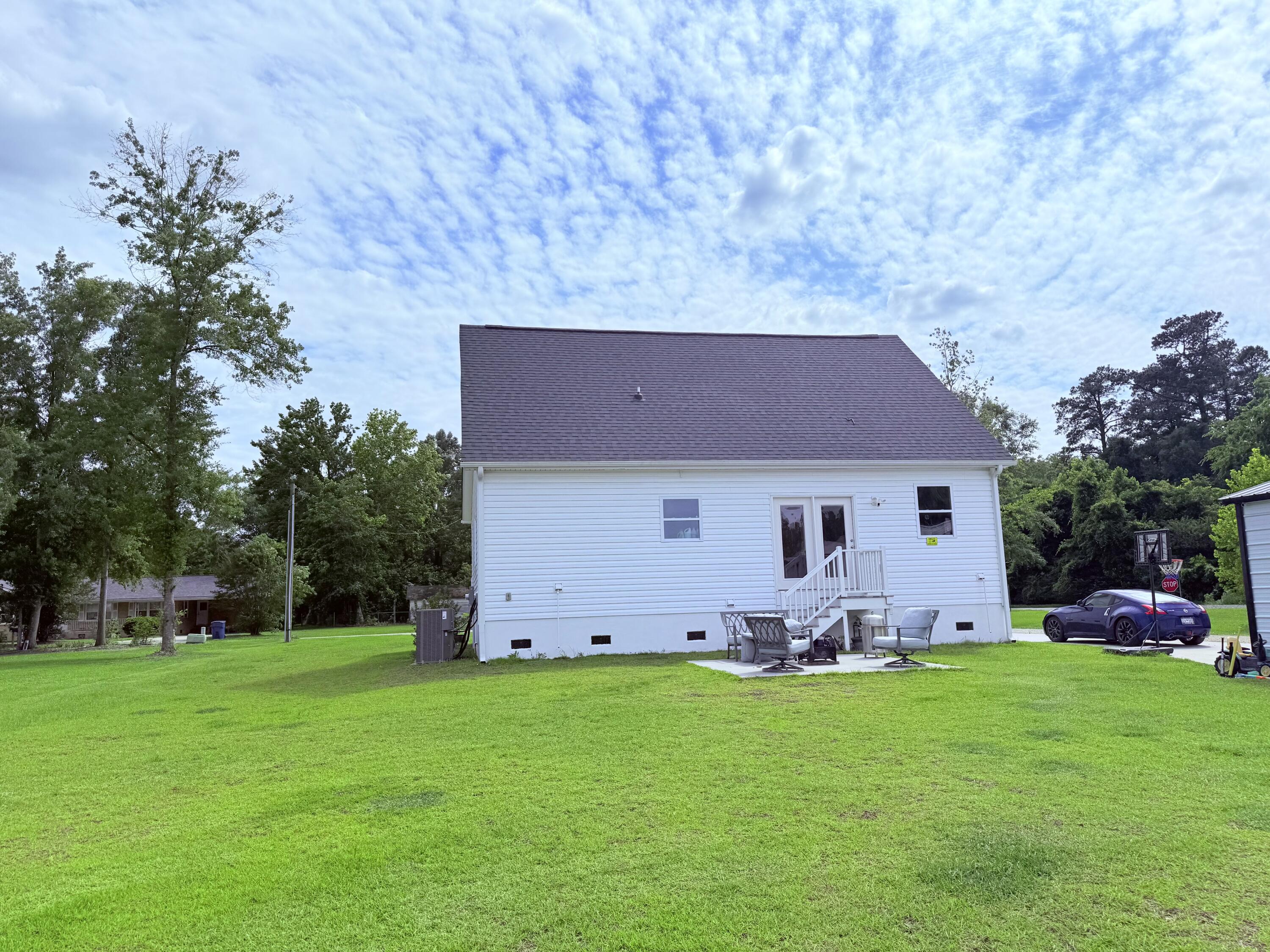 109 Dotson Street