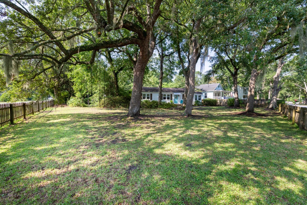 Photo of 1153 Pauline Avenue, Charleston, SC 29412 (MLS # 26023409)