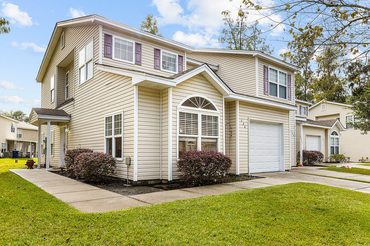 154 Grand Oaks Drive