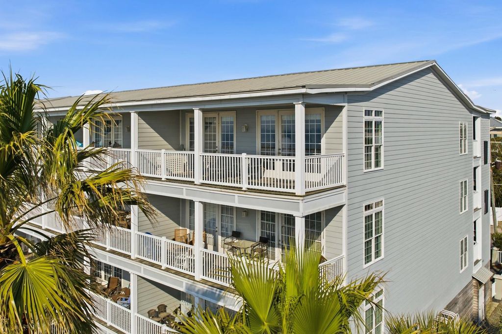 Photo of 106 W Arctic Avenue #3l, Folly Beach, SC 29439 (MLS # 26010239)