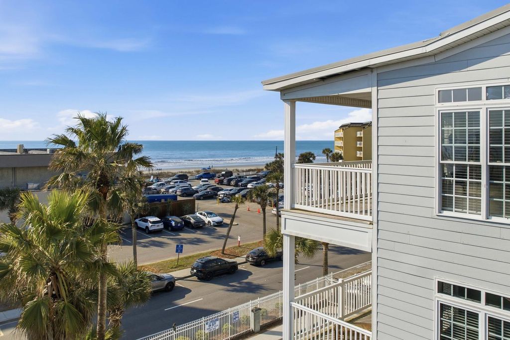 Photo of 106 W Arctic Avenue #3l, Folly Beach, SC 29439 (MLS # 26010239)