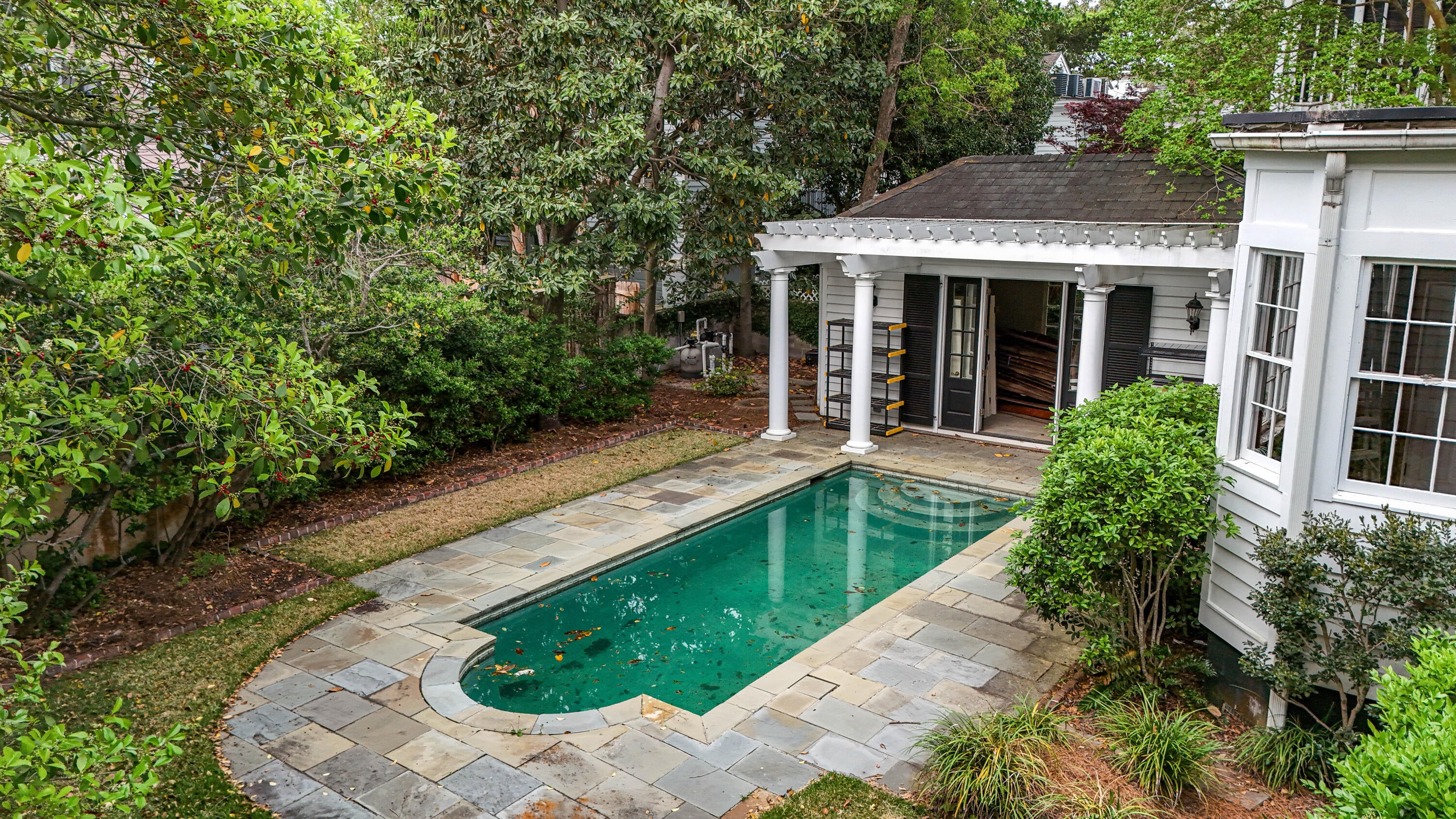 18 Trumbo Street