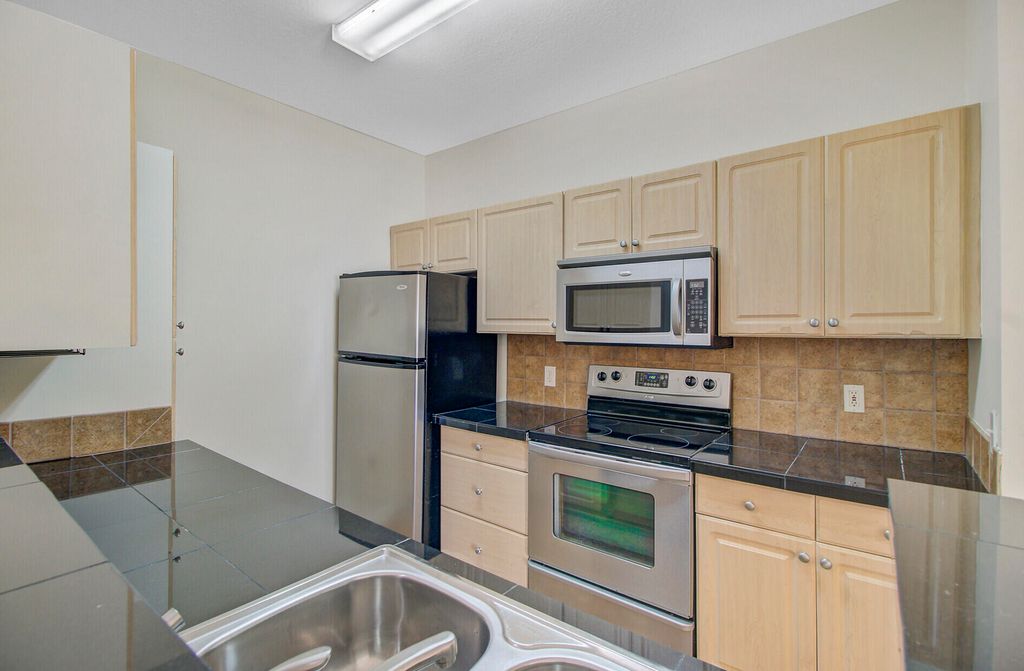 Photo of 1300 Park West Boulevard #822, Mount Pleasant, SC 29466 (MLS # 25028728)