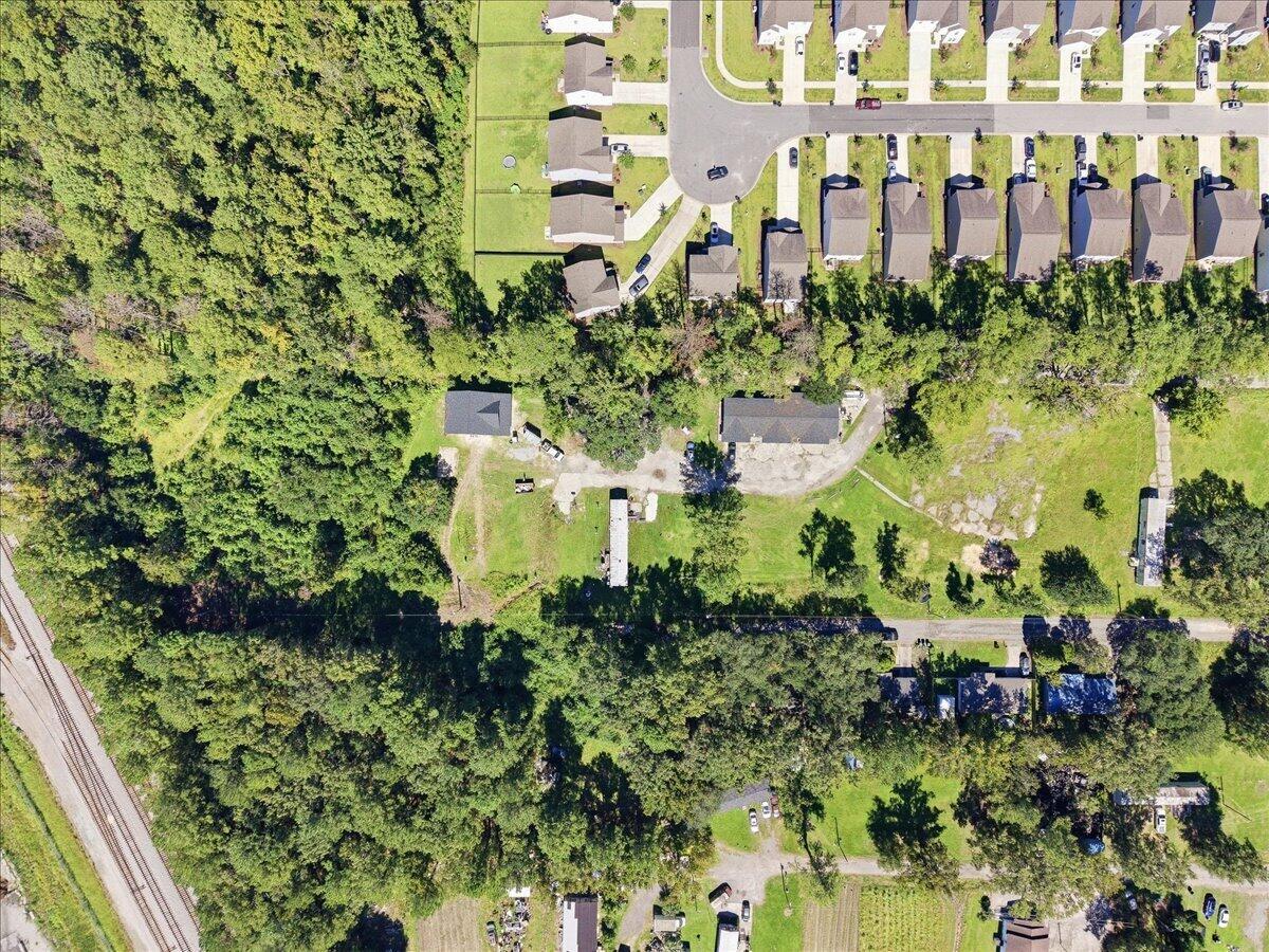 133 Tigers Den Lane