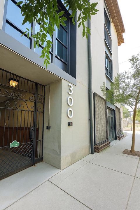 1 Cool Blow Street 324 Charleston SC 29403