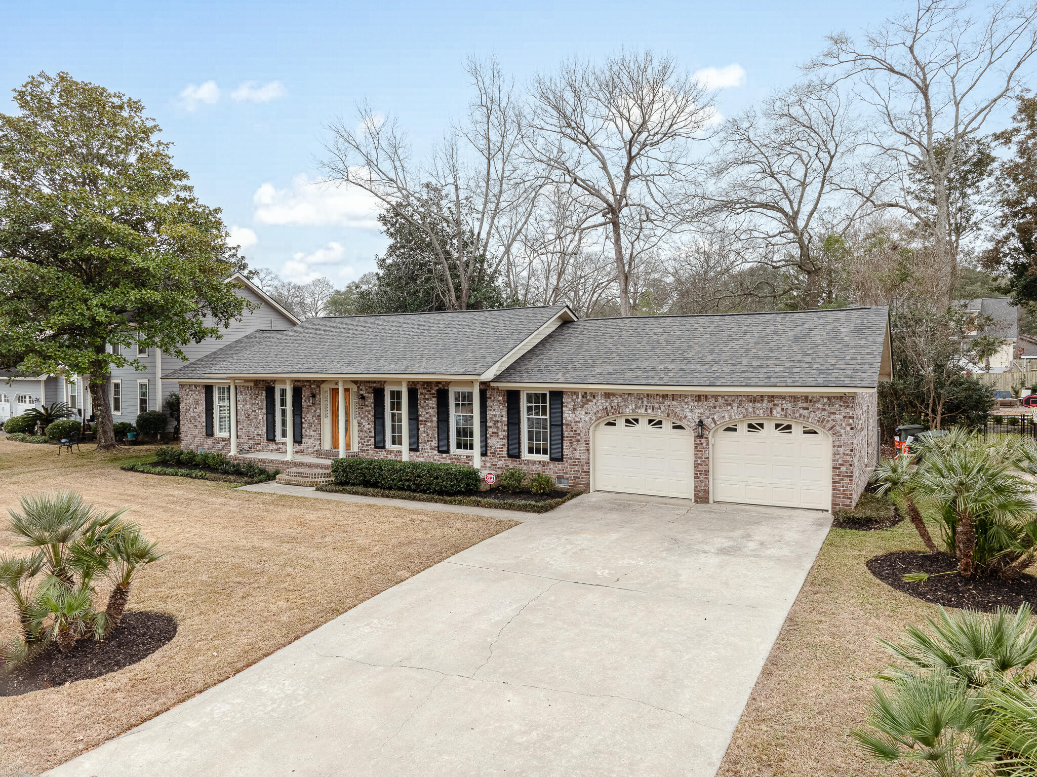 1043 Dominion Drive