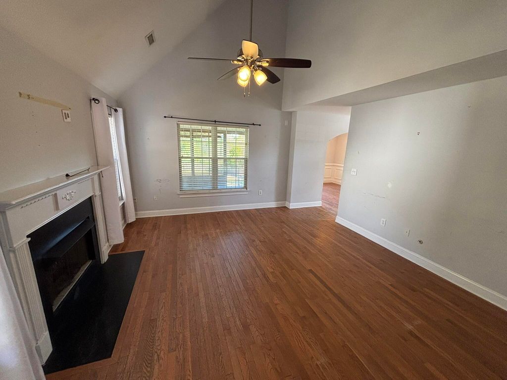 Photo of 1544 Ocean Neighbors Boulevard Blvd, Charleston, SC 29412 (MLS # 25029897)