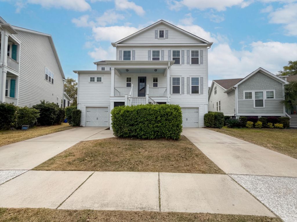 Photo of 1557 Fort Palmetto Circle, Mount Pleasant, SC 29466 (MLS # 26009960)